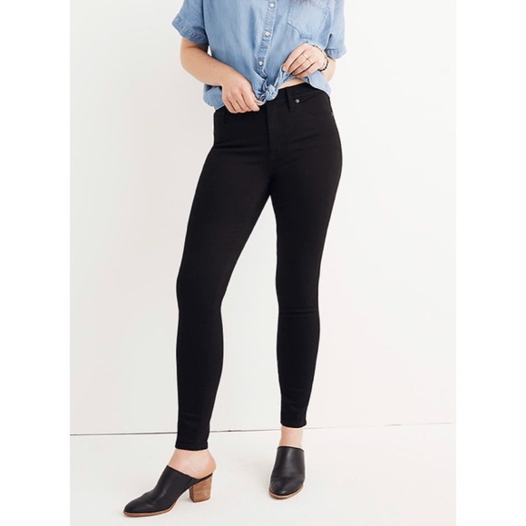 Madewell Denim - Madewell 9” Mid Rise Isko Stay Black Skinny Jeans